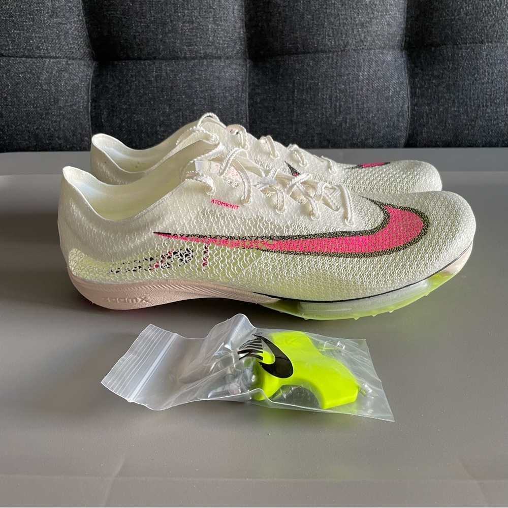 Nike Air Zoom Victory Mens White Pink Track Running Spikes (CD4385-101)